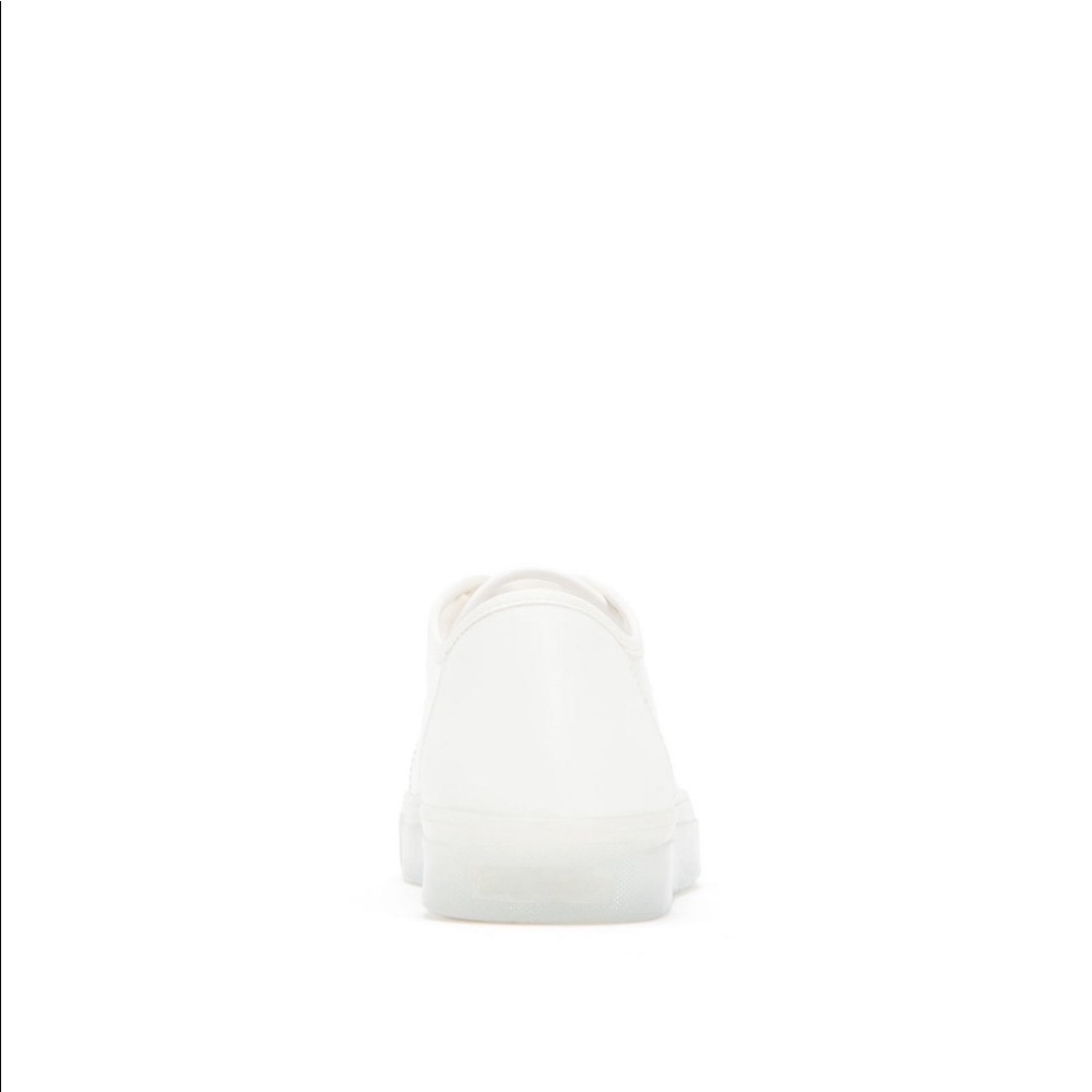 NEW Katy Perry - Picture 4 of 4